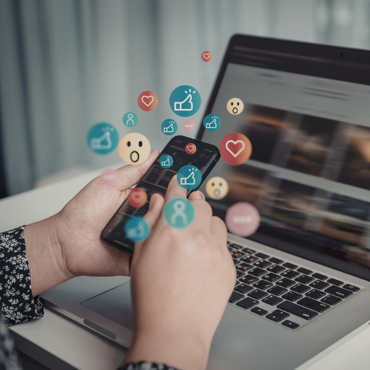 sosiaalisen median markkinointistrategia